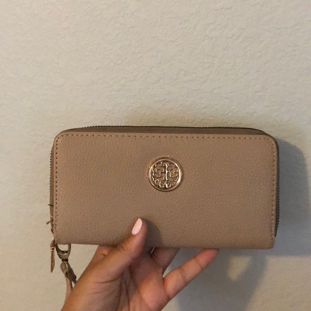 Beige wallet